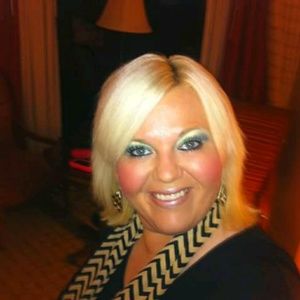 Meet your Posher, Courtney